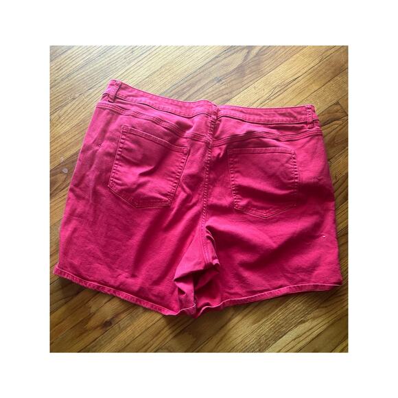 Lane Bryant Red Girlfriend Short Shorts - Picture 6 of 8
